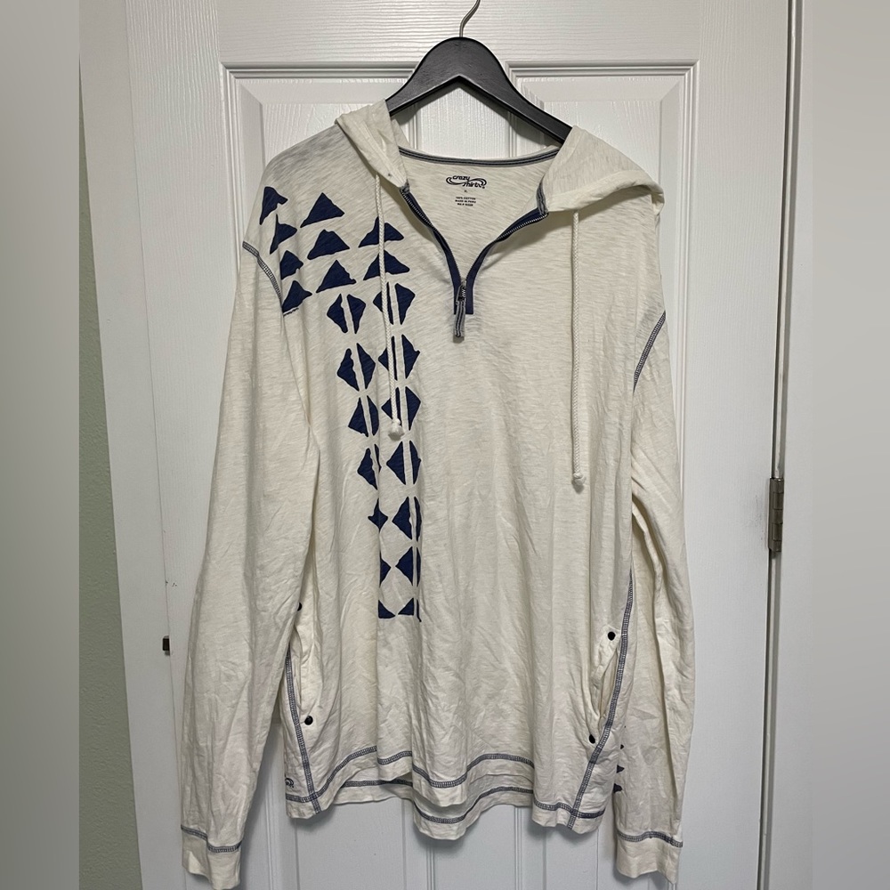 Crazy Shirts Beach pullover